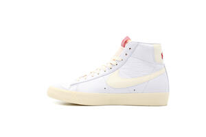 Nike BLAZER MID '77 VNTG EMB "POPCORN"