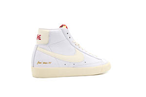 Nike BLAZER MID '77 VNTG EMB "POPCORN"