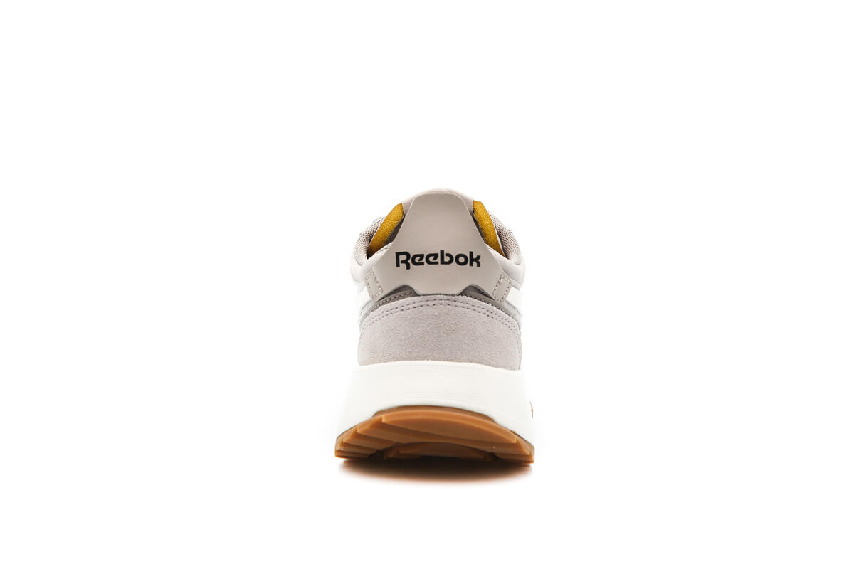 Reebok CL Legacy Sand Stone - Image 11