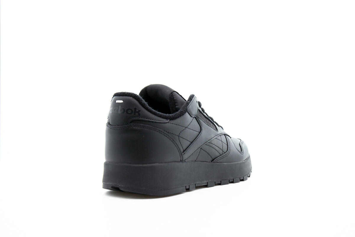 Maison Margiela Classic Leather Tabi Mens Lifestyle Shoe - Black - Image 27
