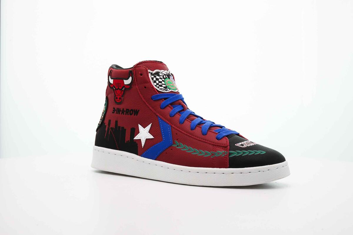 Converse x Chinatown Market 'Chicago Bulls Championship Jacket' Pro Leather Hi (Rot) - Image 9