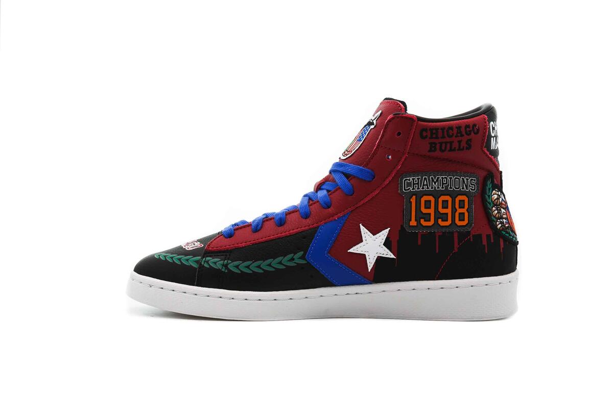 Converse x Chinatown Market 'Chicago Bulls Championship Jacket' Pro Leather Hi (Rot) - Image 14