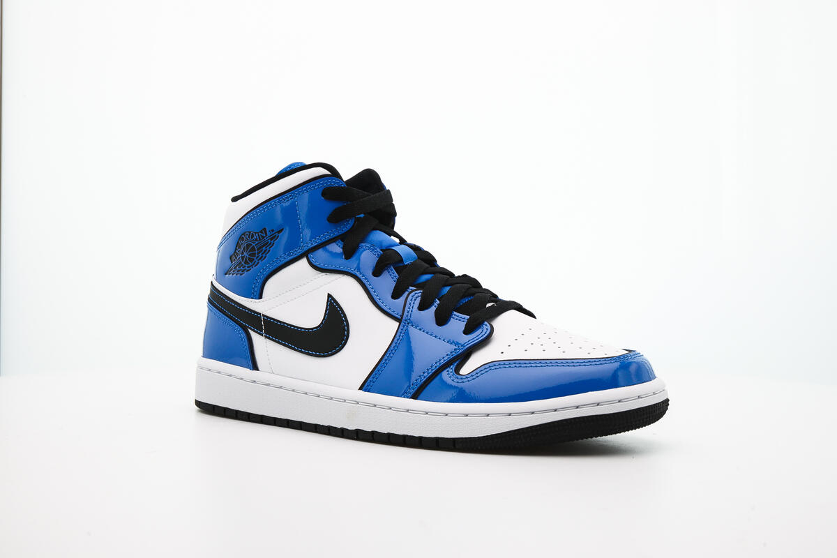 Air Jordan 1 Mid 'Signal Blue' - Image 3