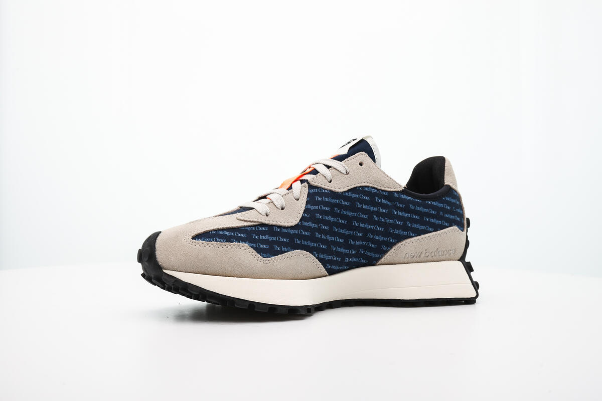 New Balance 327 - Outerspace / Timberwolf - Image 17