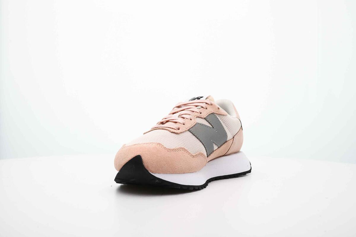 New Balance 237 Pink / White - Image 6