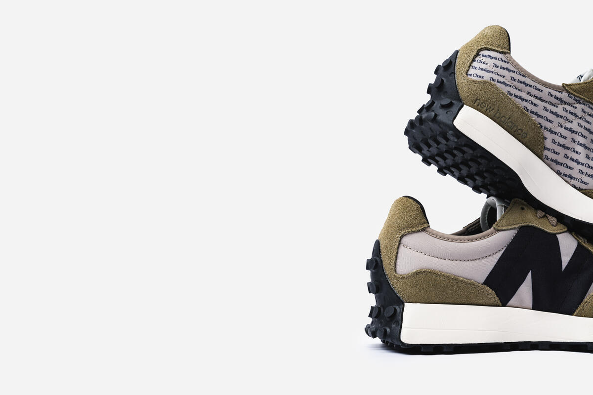 New Balance 327 Aluminium / Covert Green - Image 29