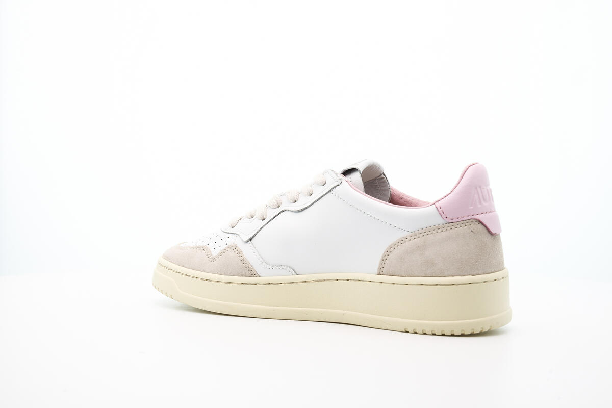 Autry Medalist Low 'Leat Pink' (Women's) - Image 9