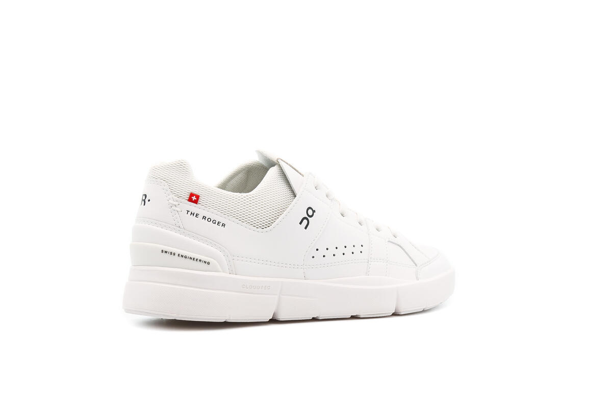 ON Running The Roger Clubhouse All White - Image 13