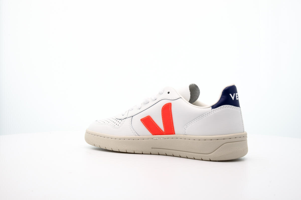 Veja V-10 "Orange Fluo" (Women's) - Image 9