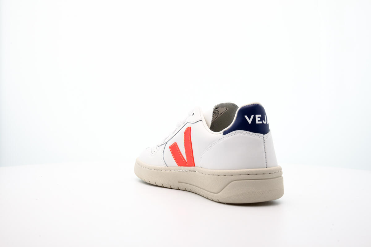 Veja V-10 "Orange Fluo" (Women's) - Image 10