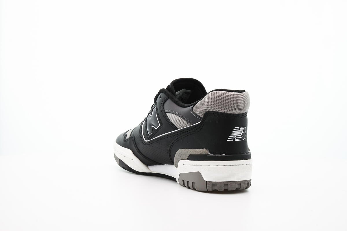New Balance 550 Black / White - Image 17