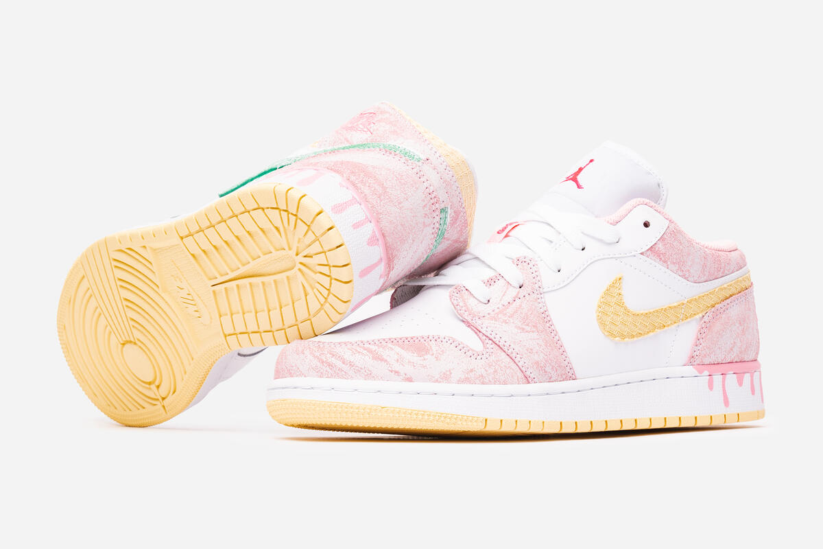 Air Jordan 1 Low 'Arctic Punch/Pale Vanilla-White' (GS) - Image 14