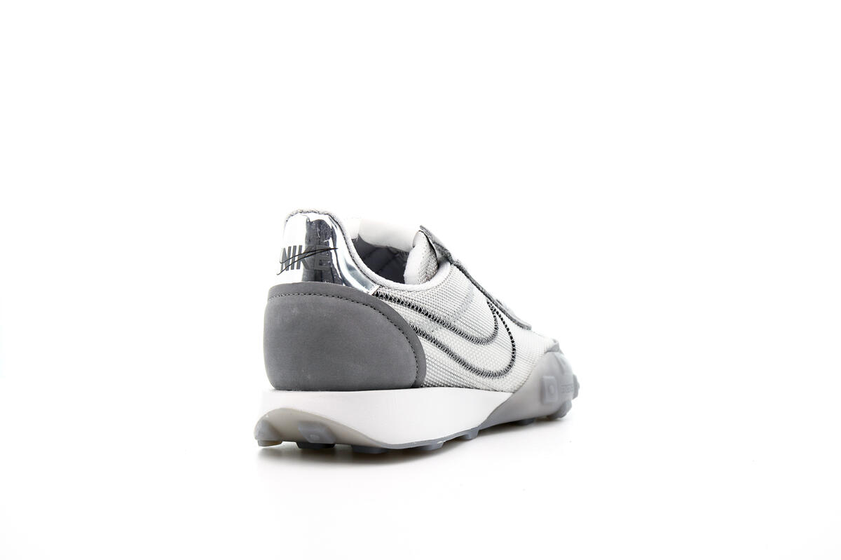 Nike WMNS Waffle Racer 2X Smoke Grey - Image 18