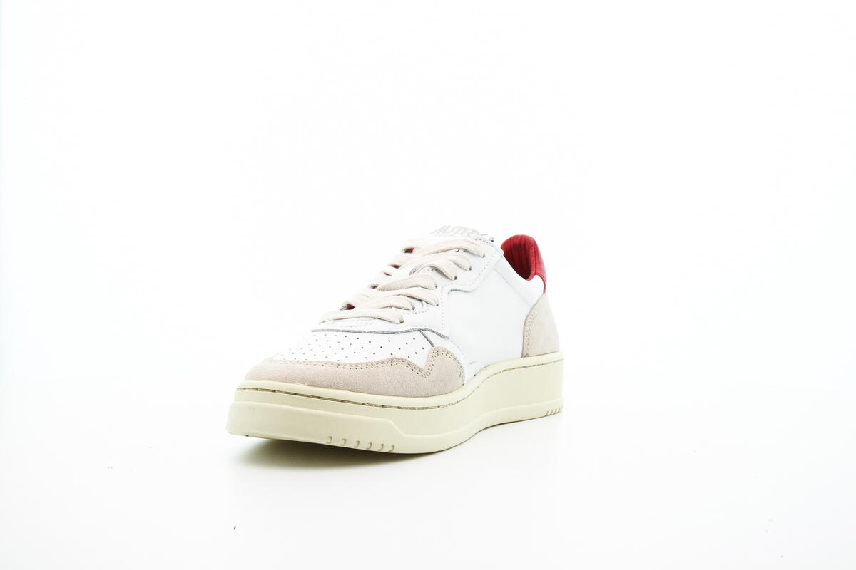 Autry Medalist Low 'Leat Red' (Women's) - Image 6