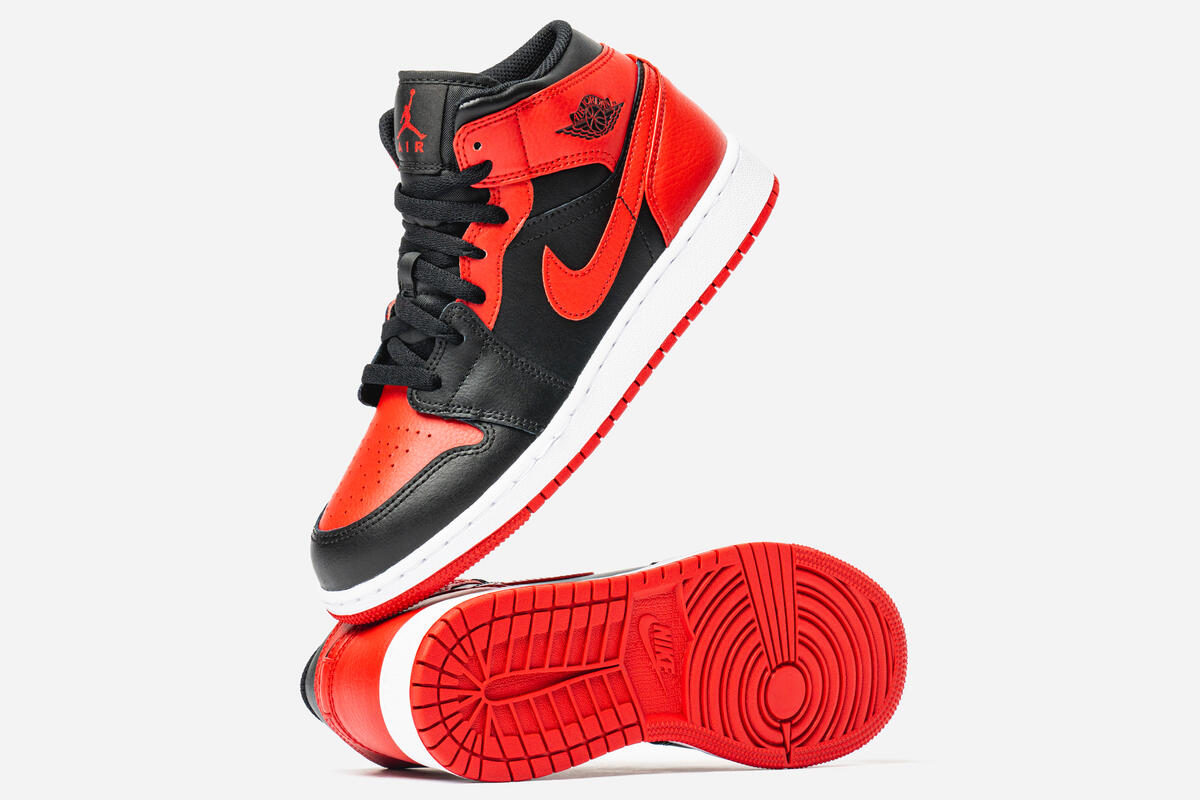 Air Jordan 1 Mid 'Banned' GS Shoes - Image 19