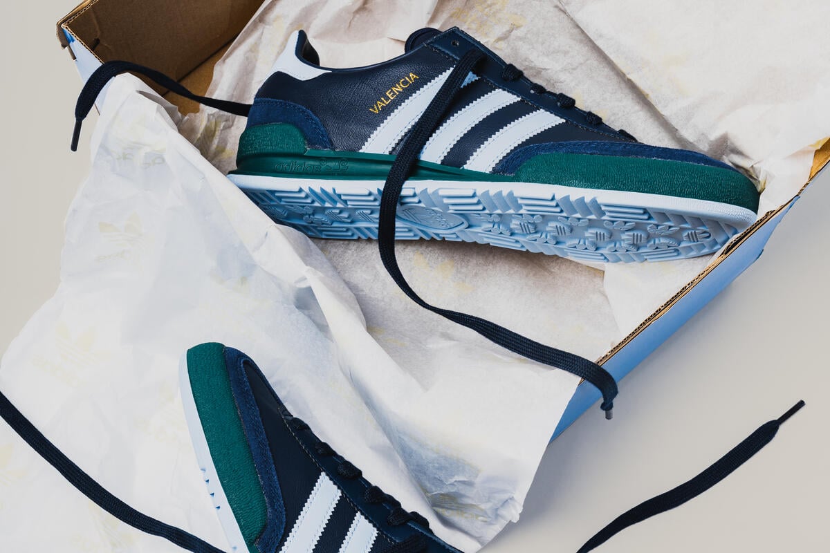 adidas Originals Valencia "Collegiate Navy" - Image 20