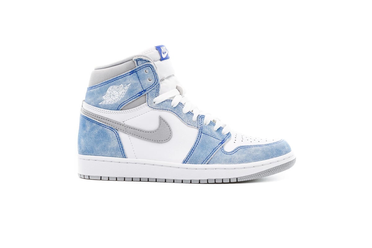 Air Jordan 1 Retro High OG Hyper Royal