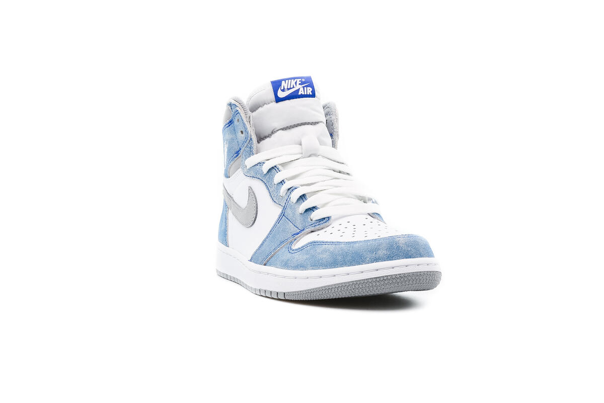 Air Jordan 1 High 'Hyper Royal' - Image 13