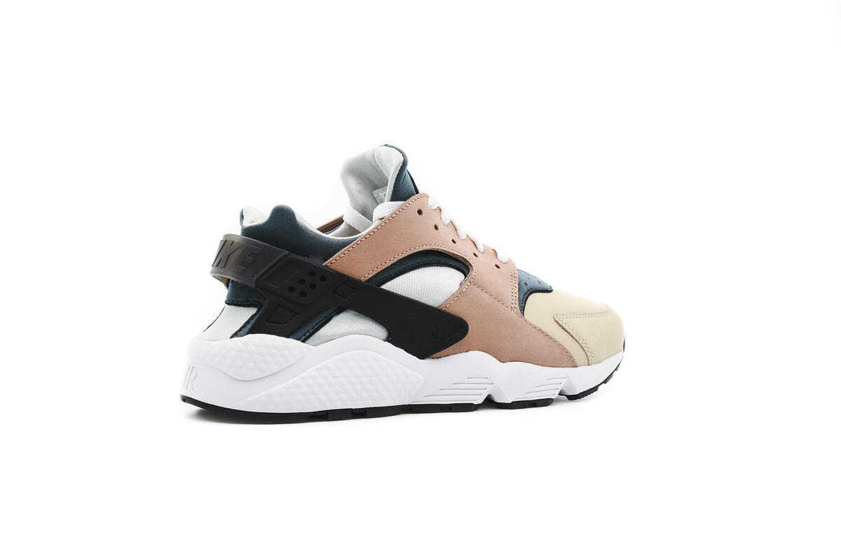 Nike Air Huarache 'Escape' - Image 28