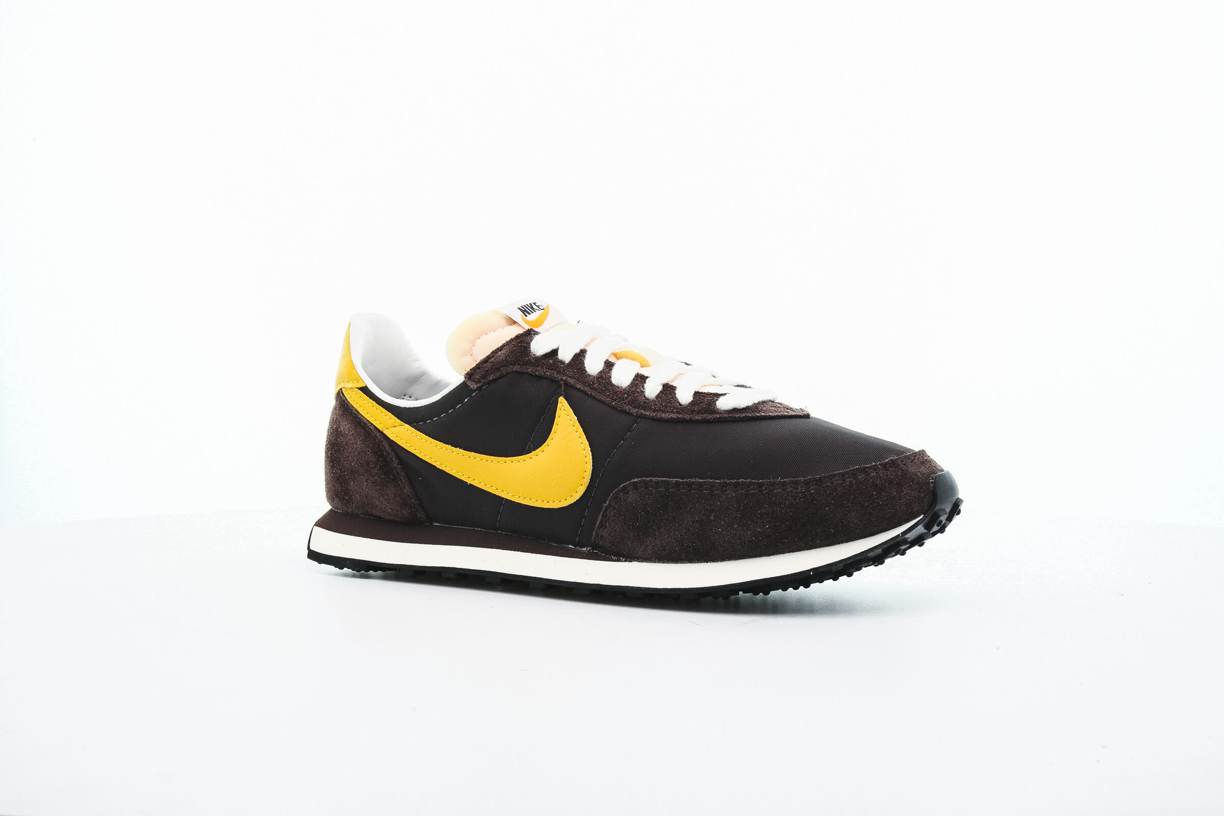 nike waffle trainer 2 brown