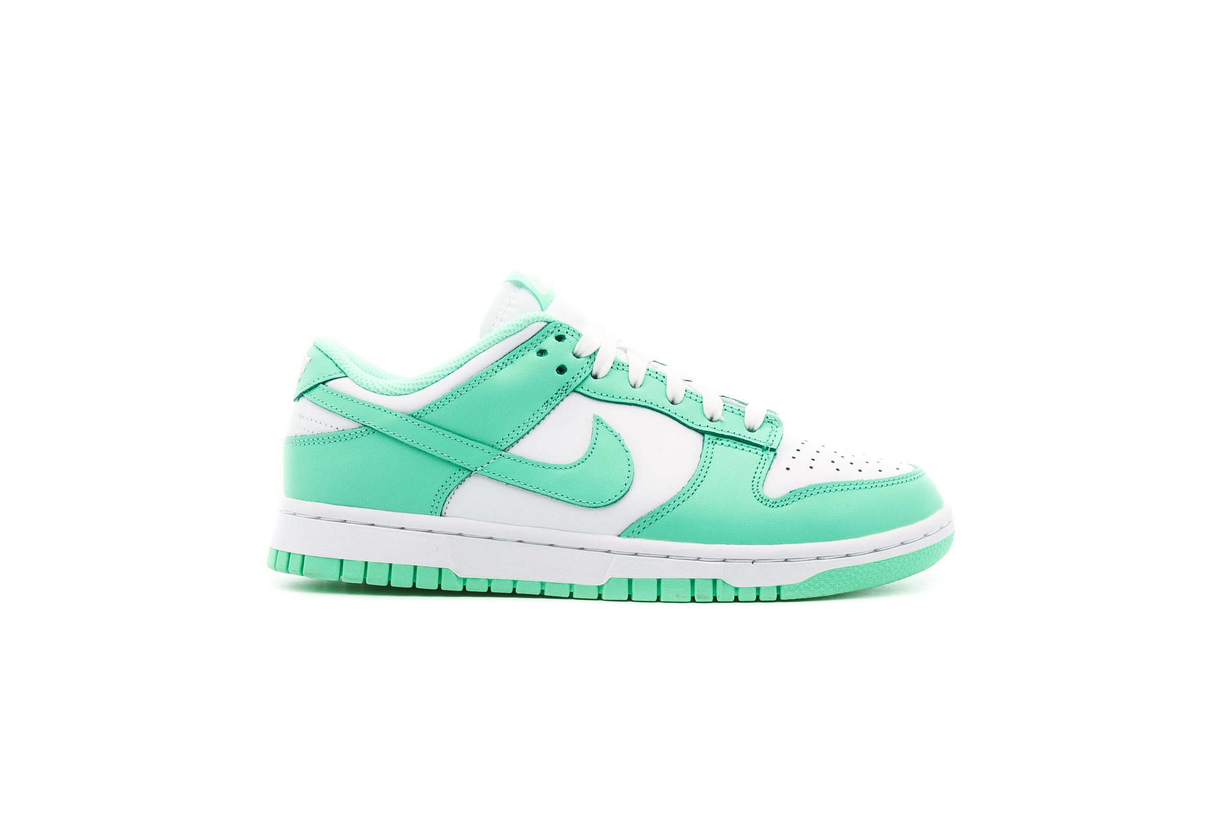 Nike WMNS DUNK LOW "GREEN GLOW"