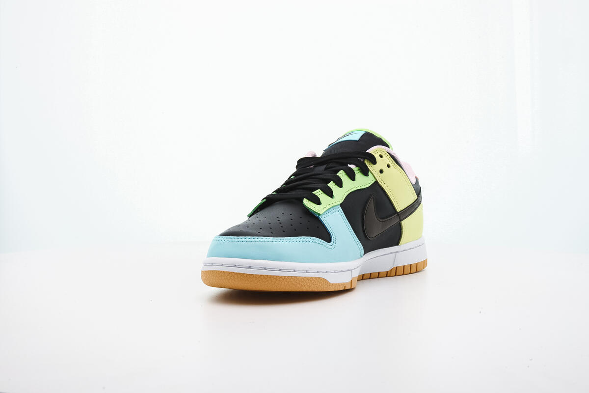 DH0952 001 Nike Dunk Low SE Free.99 Pack Black Dark Chocolate Copa Pink Foam DH0952-001 Nike Dunk Low SE Free 99 Pack Black Dark  main image 3