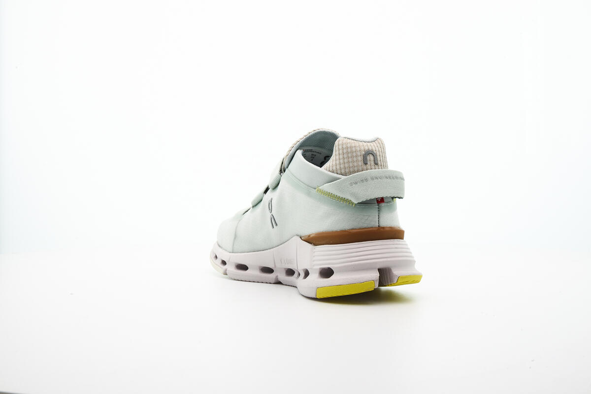 ON Running WMNS Cloudnova WRAP "Leaf" - Image 16