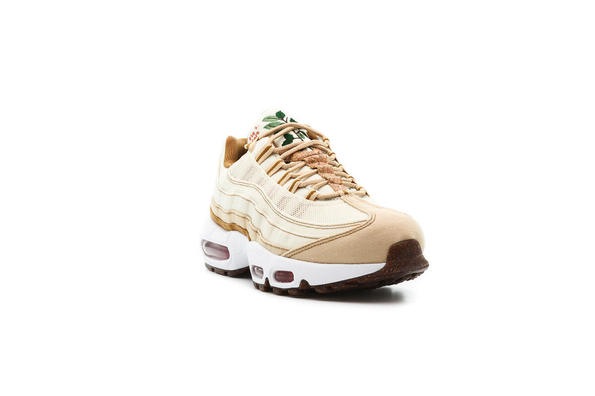 Nike Air Max 95 'Coconut Milk' - Image 4