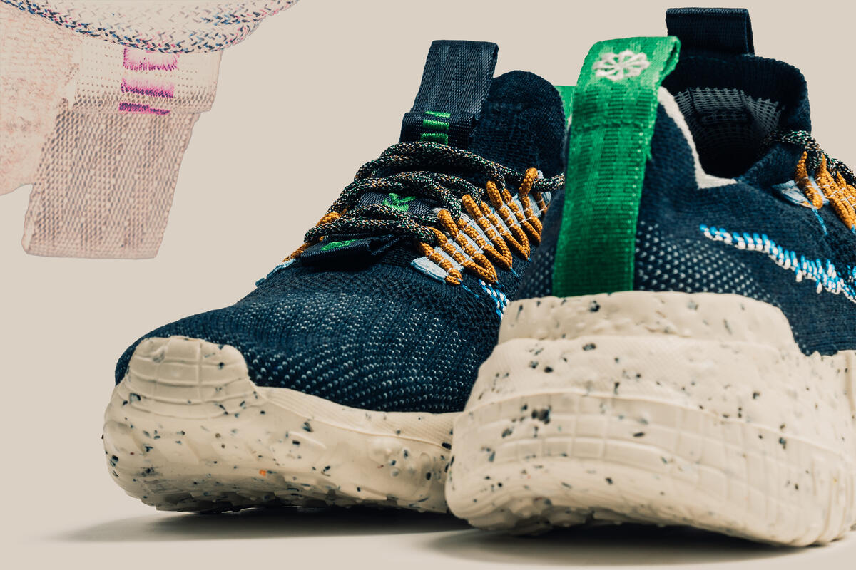 Nike Space Hippie 01 Obsidian/Signal Blue - Image 35