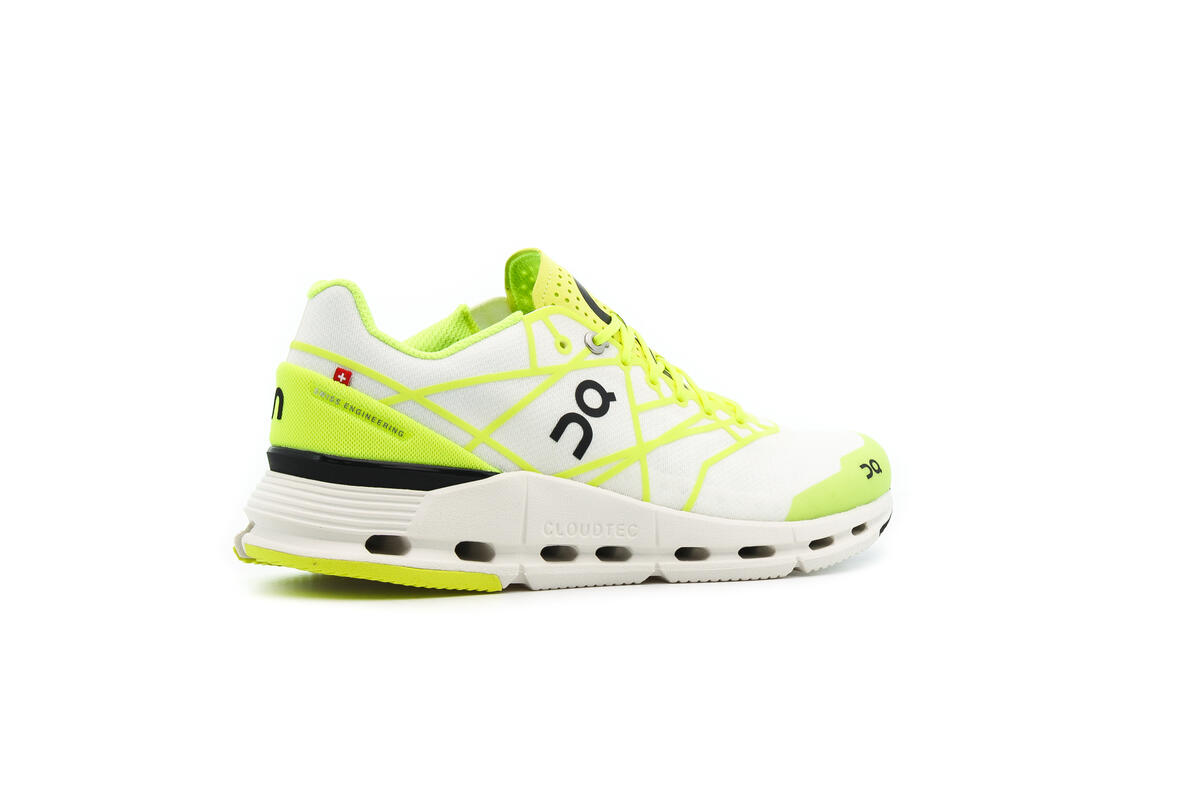ON Running Cloudnova Z5 'Neon' - Image 13