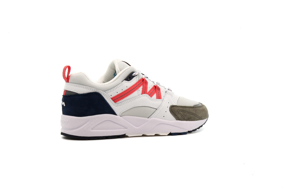 Karhu 'All-Around' Pack Fusion 2.0 Vetiver/White - Image 17