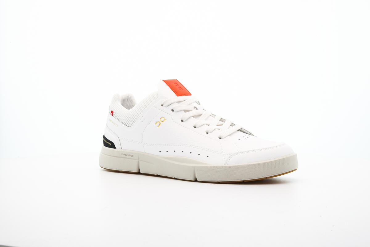 ON Running THE Roger Centre Court 'Flame' - Image 3