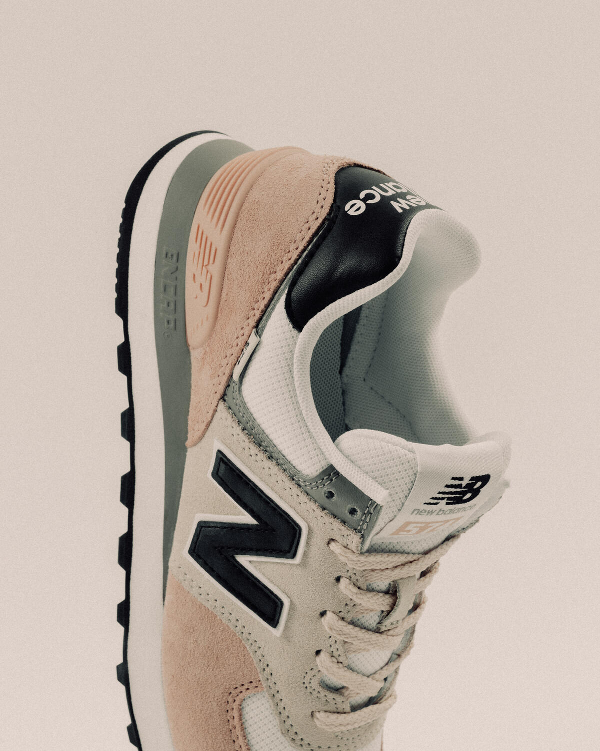 New Balance WL 574 SK2 - Image 14