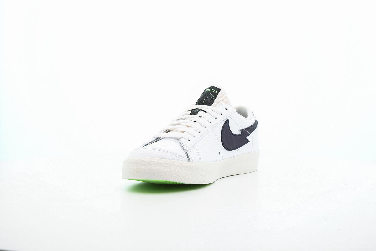 Nike Blazer Low 'White' - Image 17