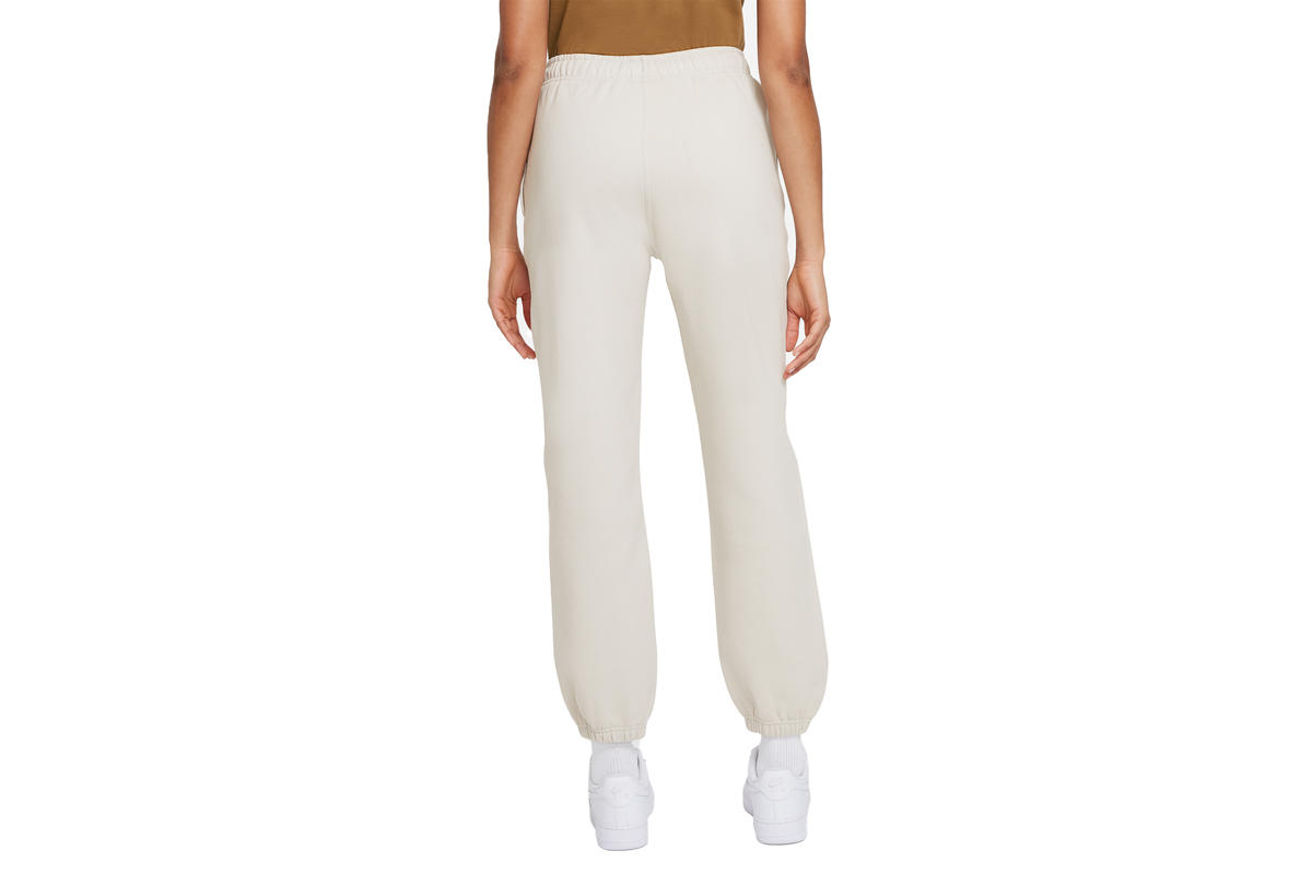 Nike Soloswoosh Pant - Image 3