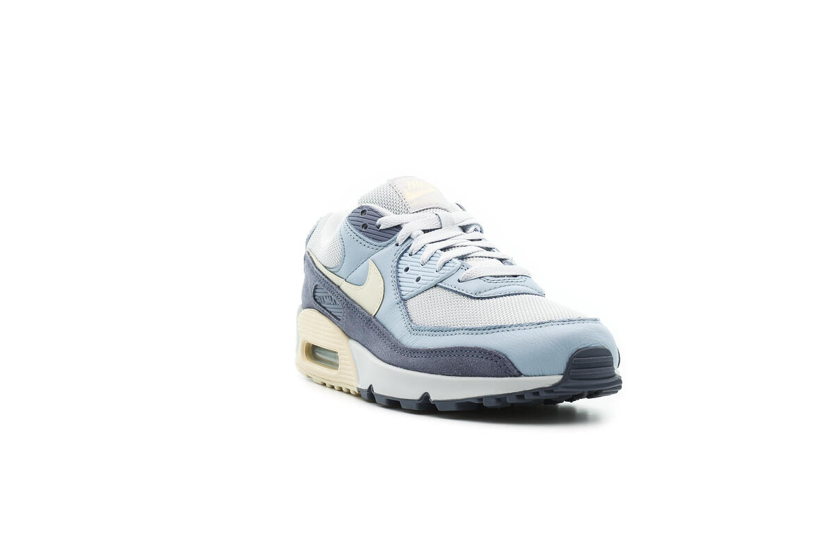Nike Air Max 90 'Pure Platinum' - Image 15