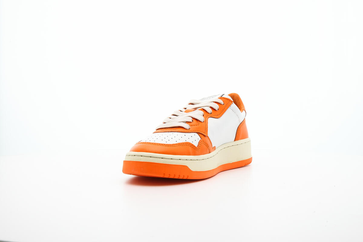 Autry Medalist Low - Image 6