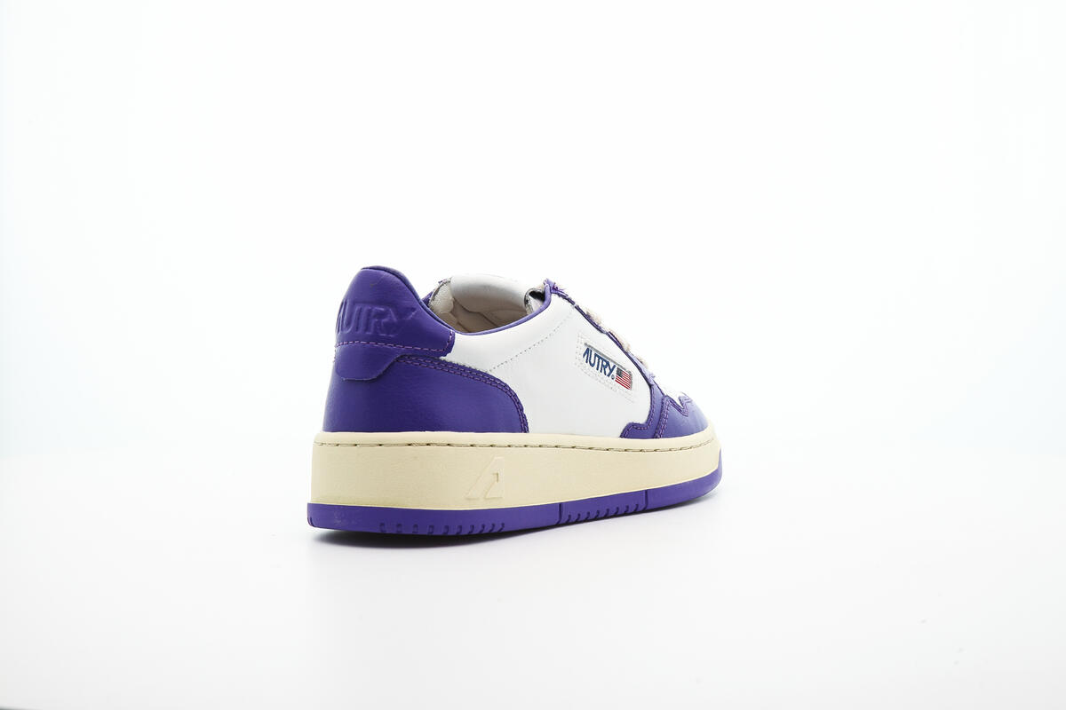 Autry Medalist Low (Women's) - Image 12