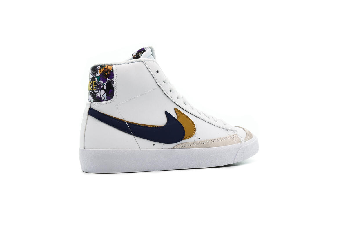 Nike Blazer Mid '77 SE (GS) - Image 13