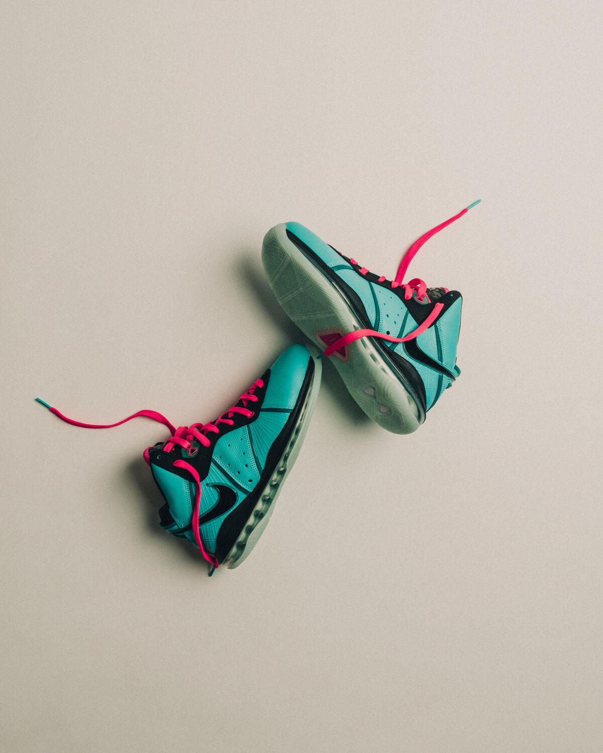 Nike LeBron 8 'South Beach' - Image 14