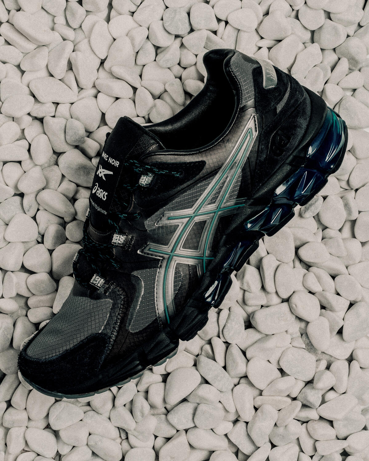Asics x MC+R NOIR GEL-QUANTUM™ 180 | 1201A216-020 | AFEW STORE