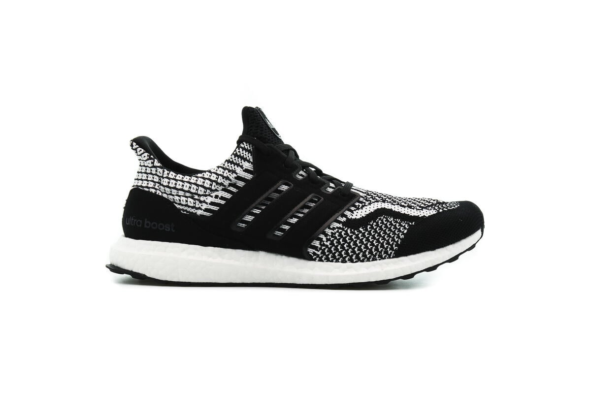adidas Performance ULTRABOOST 5.0 DNA 