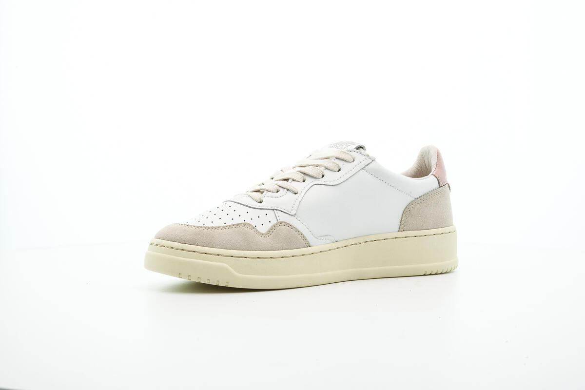 Autry Medalist Low White - Powder (Women's) - Image 16