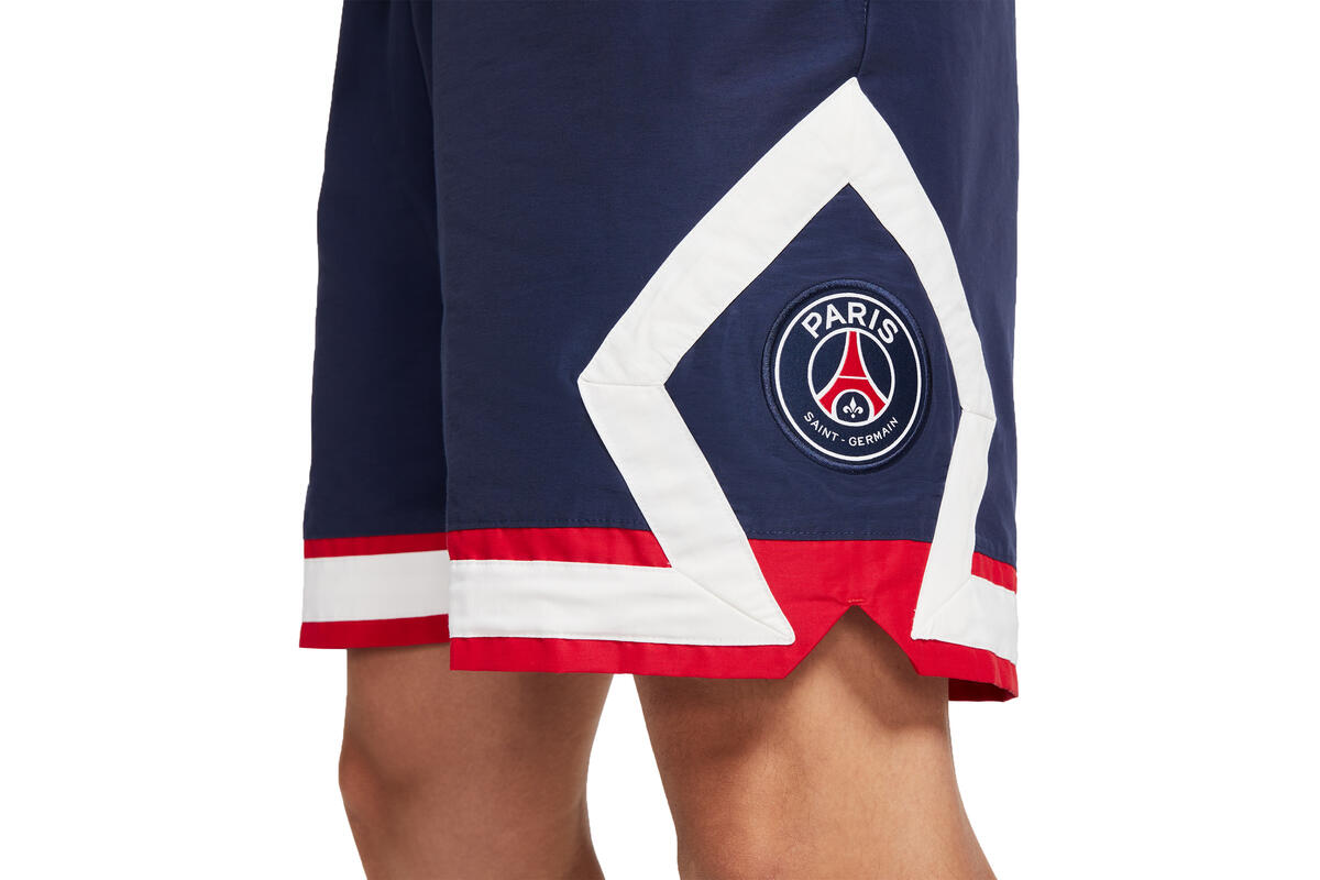 Paris Saint Germain x Air Jordan Jumpman Short - Image 6