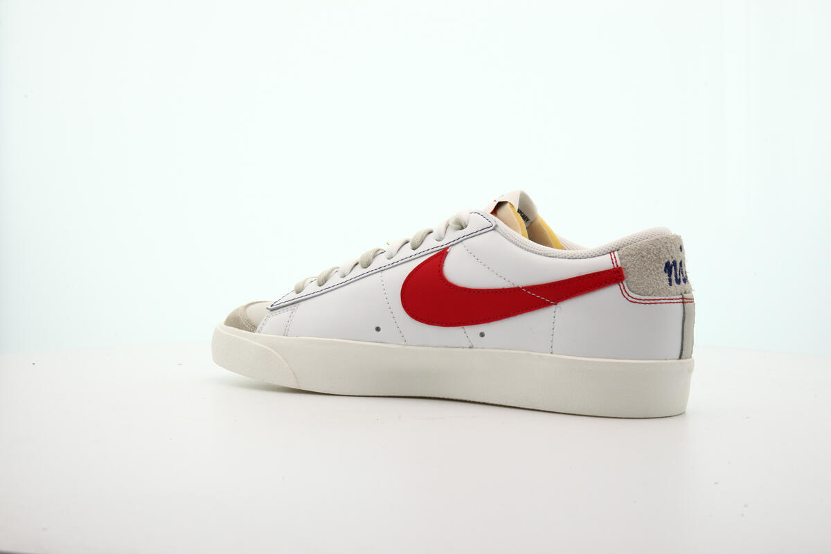 Nike Blazer Low '77 PRM Light Bone - Image 22