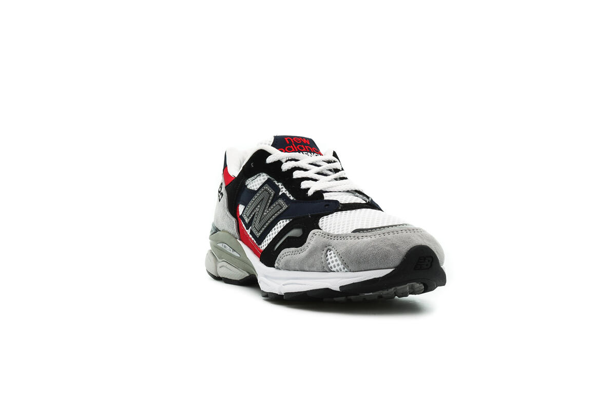 New Balance M920GKR  'Made in England' (Grau / Schwarz / Rot) - Image 14