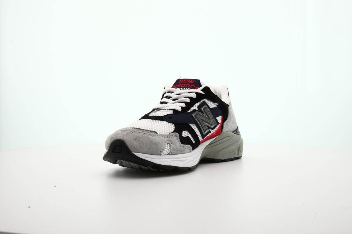 New Balance M920GKR  'Made in England' (Grau / Schwarz / Rot) - Image 16
