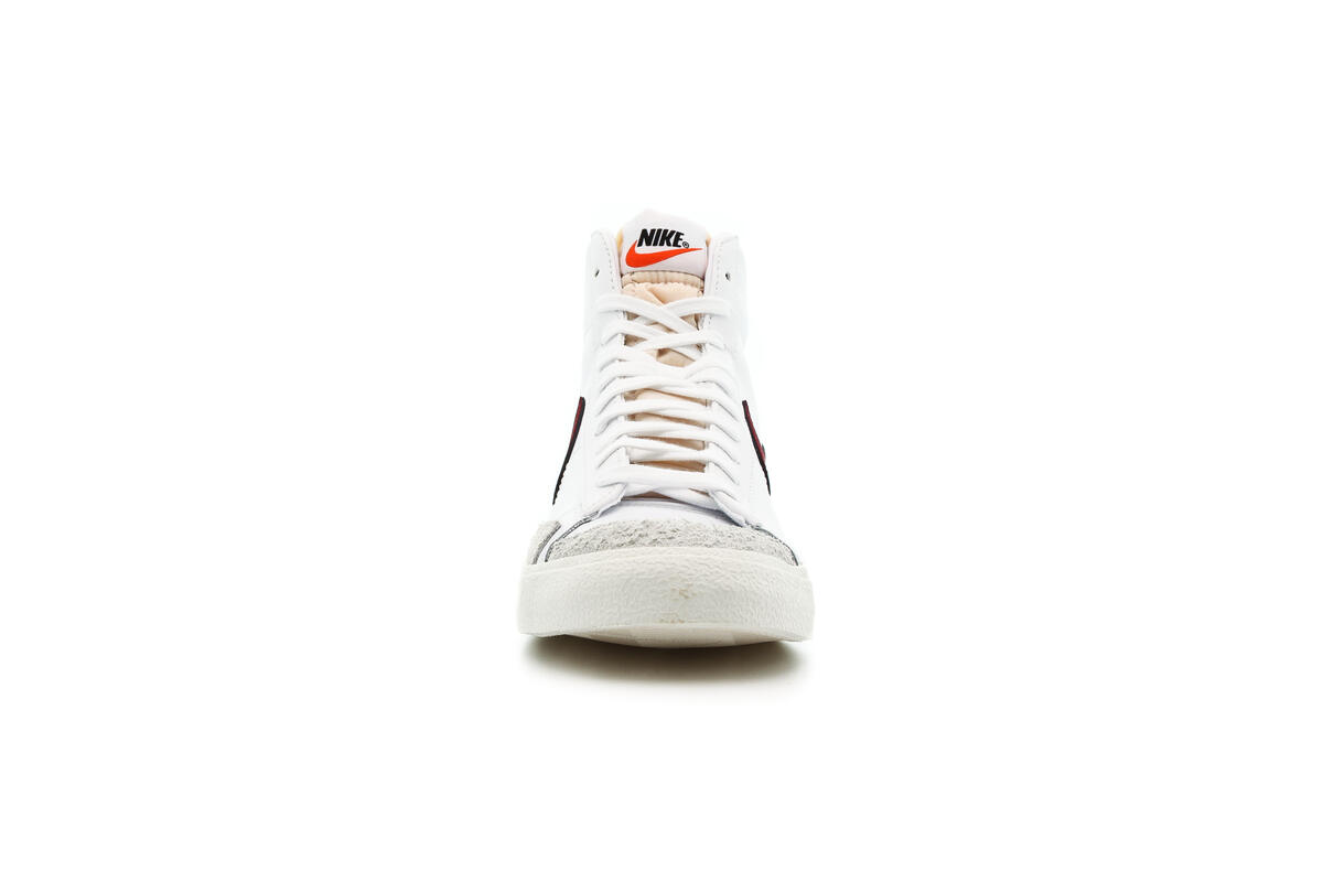 Nike Blazer Vintage - White / Red - Image 17