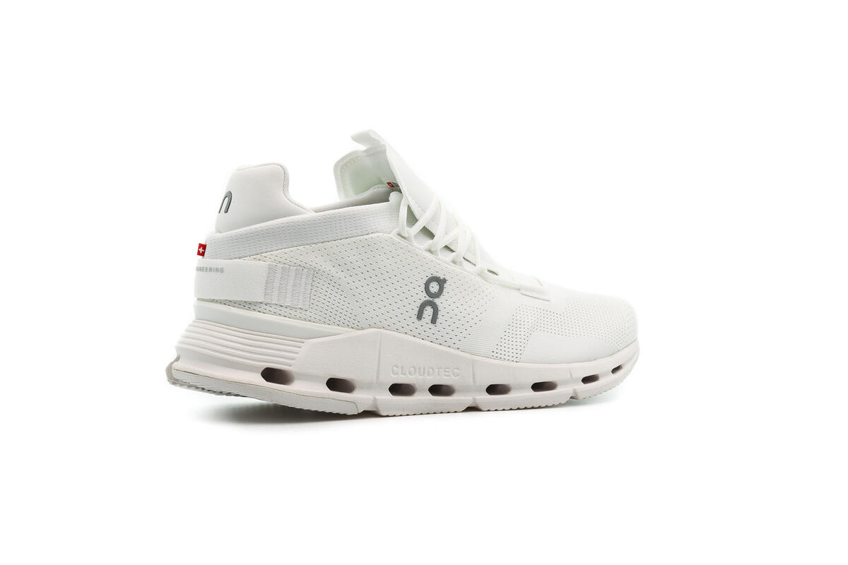 ON Running Cloudnova - Image 13