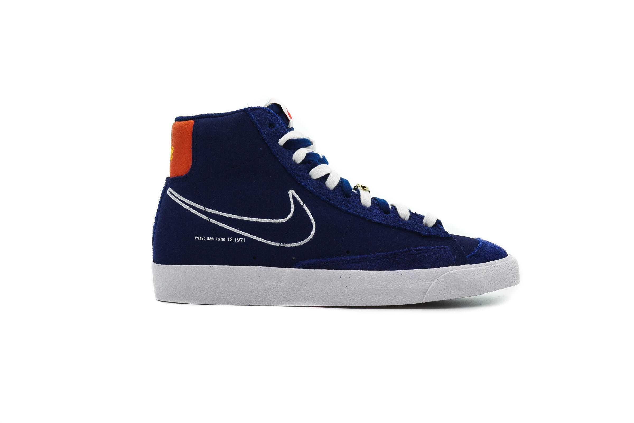 Nike BLAZER MID '77